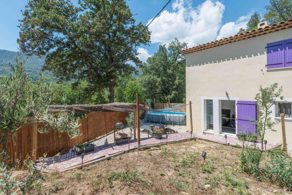 Aux Sous Les Oliviers Netflix Et * Contes (Alpes-Maritimes)